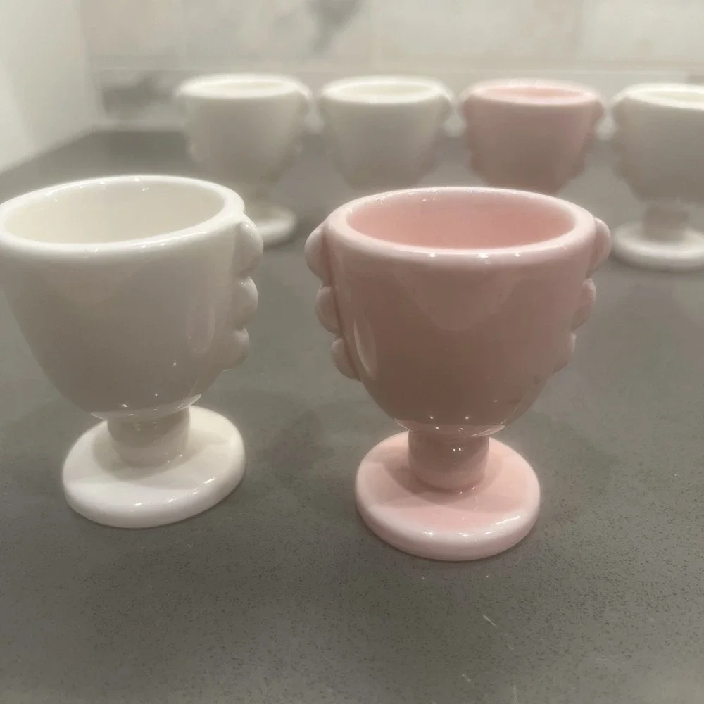 6-Target Bullseye Light Pink, White Ceramic Egg Cups With Scalloped Handles